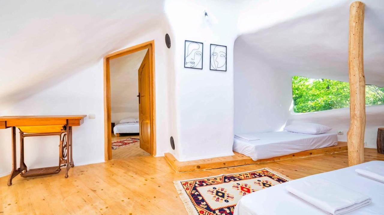 Banya Clay House Banya别墅 外观 照片